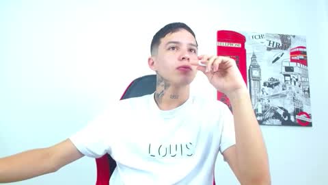 cumandres online show from 02.02.26