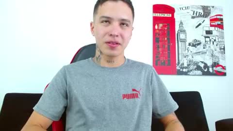 Snapshot of cumandres chatting on 07.17.26 cumandres online show from 07.17.26