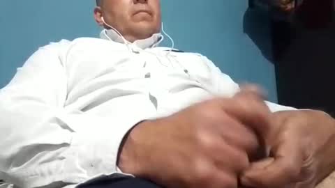 Snapshot of cumbian_chero chatting on 02.25.25 cumbian_chero online show from 02.25.25