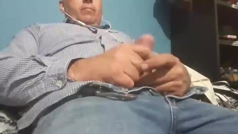 Snapshot of cumbian_chero chatting on 03.06.25 cumbian_chero online show from 03.06.25