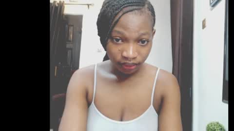 Snapshot of cumebony_petit chatting on 04.19.26 cumebony_petit online show from 04.19.26