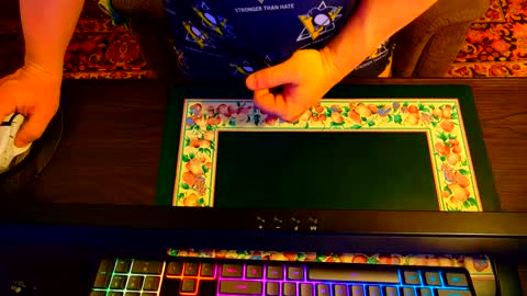 Snapshot of cumforme1988 chatting on 09.18.25 cumforme1988 online show from 09.18.25