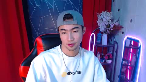 Snapshot of cumhavefun25 chatting on 12.09.24 ask me online show from 12.09.24