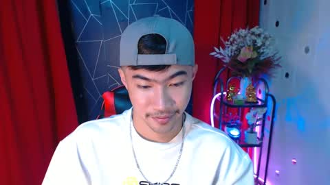 Snapshot of cumhavefun25 chatting on 02.08.25 ask me online show from 02.08.25