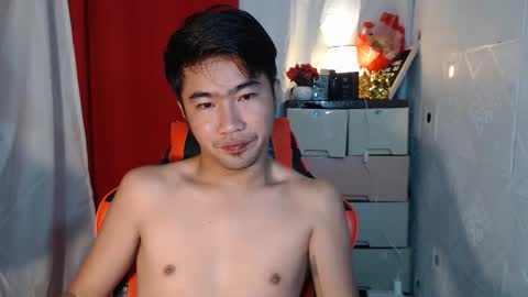 Snapshot of cumhavefun25 chatting on 10.05.25 ask me online show from 10.05.25