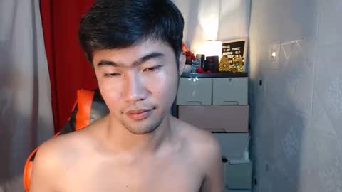 Snapshot of cumhavefun25 chatting on 10.10.25 ask me online show from 10.10.25