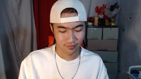 Snapshot of cumhavefun25 chatting on 11.10.25 ask me online show from 11.10.25