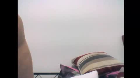 Snapshot of cumliveinoz chatting on 11.18.25 cumliveinoz online show from 11.18.25