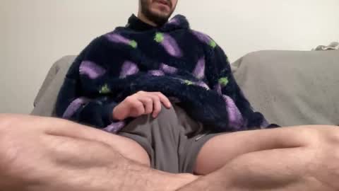 Snapshot of cumlvr11 chatting on 12.18.25 Tony online show from 12.18.25