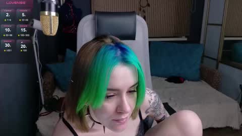 CUMpotikEve online show from 10.27.25