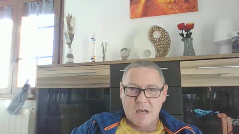 Snapshot of cuni6969 chatting on 12.21.25 cuni6969 online show from 12.21.25