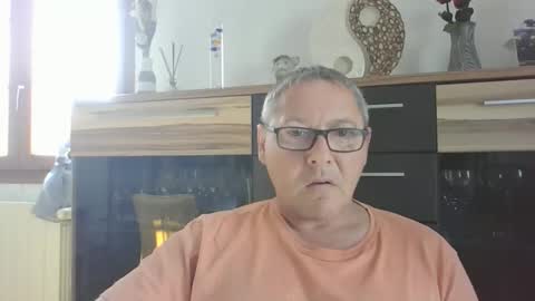 Snapshot of cuni6969 chatting on 04.16.26 cuni6969 online show from 04.16.26