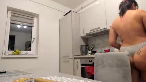 maria  alex online show from 10.26.25