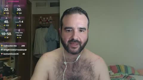 curiosillo1983 online show from 10.15.25