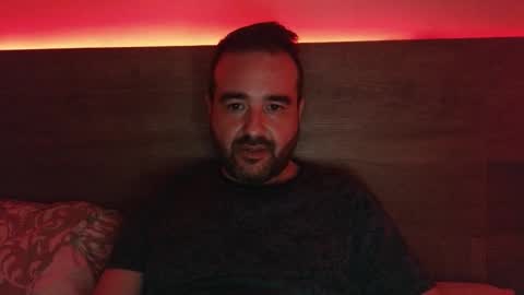 curiosillo1983 online show from 10.19.25