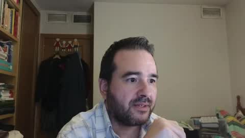Snapshot of curiosillo1983 chatting on 05.29.26 curiosillo1983 online show from 05.29.26