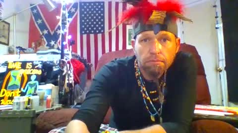 Snapshot of curious_slut_601 chatting on 01.07.26 Feathers online show from 01.07.26