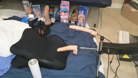 Curiousbisex22 online show from 04.16.26