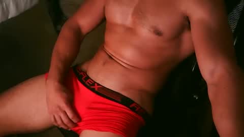 Snapshot of curiously_straight chatting on 11.15.25 Tristan online show from 11.15.25