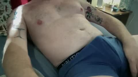 Snapshot of curiousmax18 chatting on 12.15.25 Maxx online show from 12.15.25