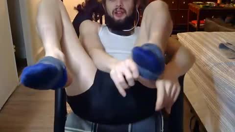 Snapshot of curiouss25 chatting on 03.10.25 curiouss25 online show from 03.10.25