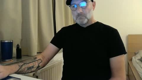 Snapshot of curman85 chatting on 02.08.26 Curman85 online show from 02.08.26