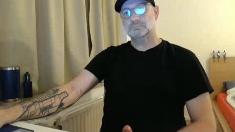 Snapshot of curman85 chatting on 02.13.26 Curman85 online show from 02.13.26