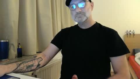 Snapshot of curman85 chatting on 02.15.26 Curman85 online show from 02.15.26