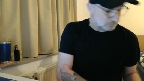 Snapshot of curman85 chatting on 03.29.26 Curman85 online show from 03.29.26