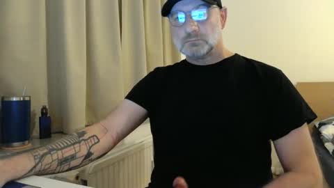 Snapshot of curman85 chatting on 04.03.26 Curman85 online show from 04.03.26