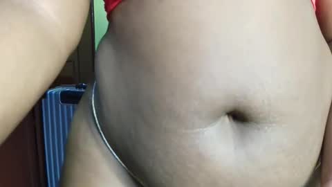 Snapshot of curvey_vee chatting on 02.17.26 virginia online show from 02.17.26