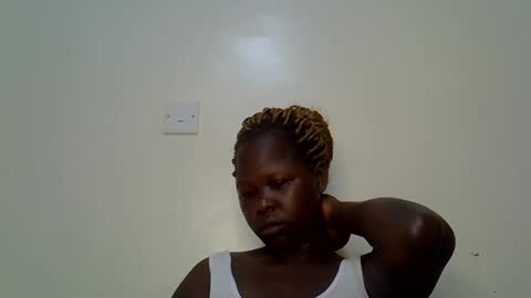 Snapshot of curvy294 chatting on 04.17.26 SALLY online show from 04.17.26