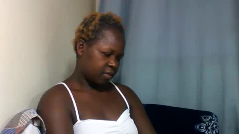Snapshot of curvy294 chatting on 04.23.26 SALLY online show from 04.23.26