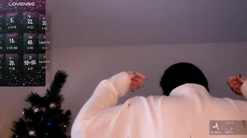 Snapshot of curvy_janie chatting on 12.25.24 Jane  online show from 12.25.24