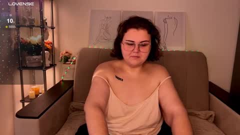Snapshot of curvy_janie chatting on 01.20.25 Jane  online show from 01.20.25
