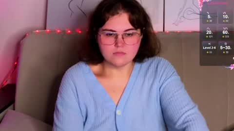 Snapshot of curvy_janie chatting on 10.03.25 Jane  online show from 10.03.25