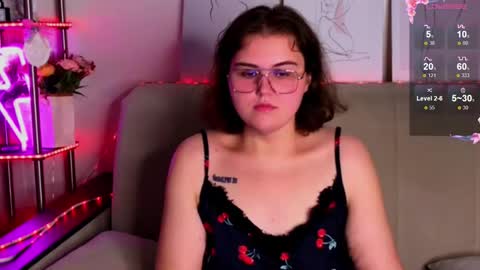 Snapshot of curvy_janie chatting on 10.17.25 Jane  online show from 10.17.25