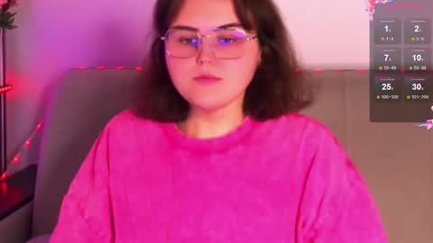 Snapshot of curvy_janie chatting on 10.23.25 Jane  online show from 10.23.25