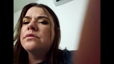 Curvyandthic online show from 05.05.26