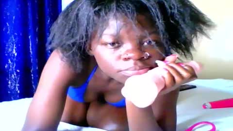 Snapshot of curvyjoan chatting on 02.18.25 curvyjoan online show from 02.18.25