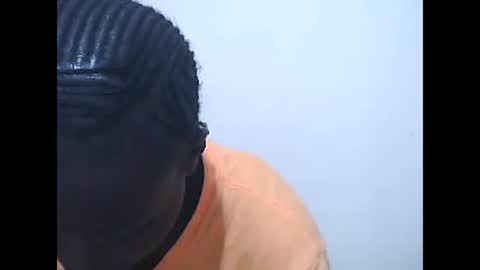 curvynubian online show from 02.19.26