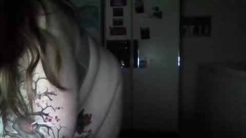 Snapshot of curvyplayday chatting on 01.25.25 dahlia -kim online show from 01.25.25