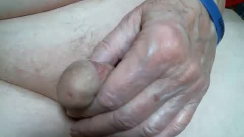 Snapshot of cutandwaxed2 chatting on 02.03.25 BI SMOOTH MATURE SUB online show from 02.03.25