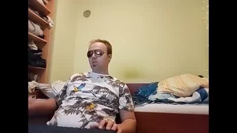 cute69696969 online show from 12.25.24