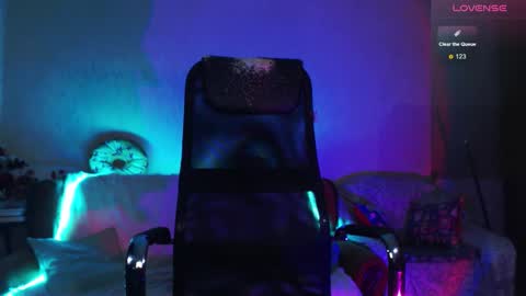 Snapshot of cute_betty chatting on 11.15.25 Betty online show from 11.15.25