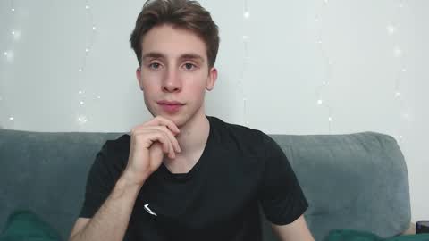 Snapshot of cute_brian chatting on 02.07.26 Im Brian online show from 02.07.26