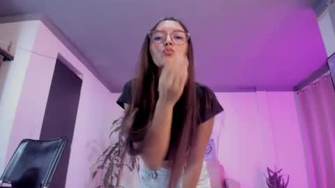 Bella Fox online show from 11.24.25