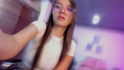 Bella Fox online show from 04.11.26