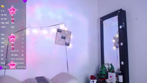 Cute horny1 online show from 11.14.25