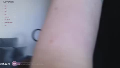 Snapshot of cute_junk chatting on 11.13.25 Kite and Jack online show from 11.13.25